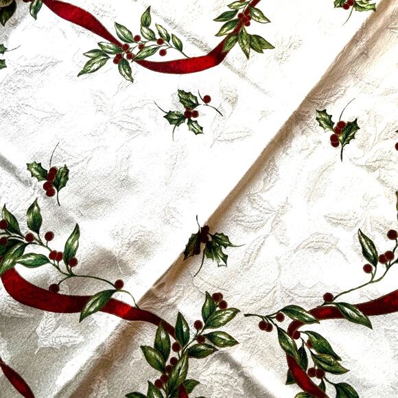 Christmas holiday tablecloth creamy white holly berries red ribbon border buffet - Picture 9 of 10